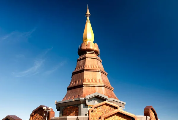 Top King Pagoda Blue Sky Doi Inthanon National Park Chiang — 스톡 사진
