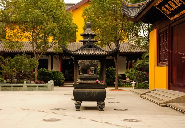Een Wierook Brander Traditionele Aziatische Architectuur Futian Jing Temple Sijing — Stockfoto