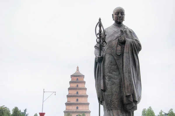 Monje Xuanzang Estatua Dinastía Tang Cerca Gran Pagoda Ganso Salvaje — Foto de Stock