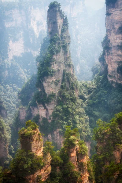 Los Pilares Dramáticos Piedra Zhangjiajie Forest Park Provincia Hunan China — Foto de Stock