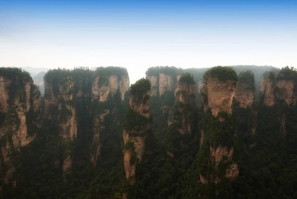 Paisaje Dramático Las Montañas Parque Forestal Nacional Zhangjiajie Provincia Hunan — Foto de Stock