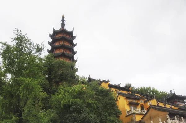 Zhenjiang China Agosto 2017 Cishou Pagode Dentro Jinshan Temple Área — Fotografia de Stock