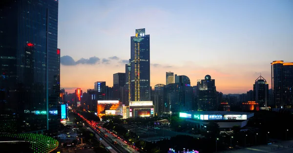 Junio 2016 Guangzhou China Los Edificios Modernos Zona Tianhe Road — Foto de Stock