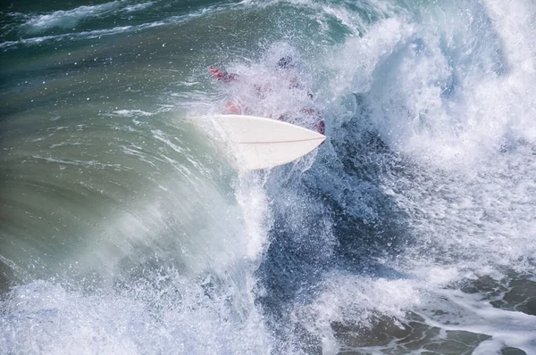 Surfař Trhá Vlny Manhattan Beach Kalifornie Západním Pobřeží — Stock fotografie