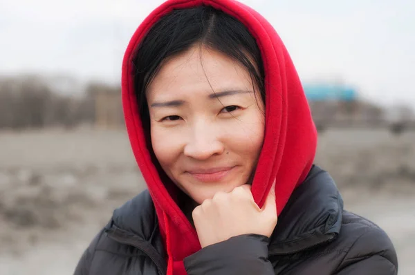 Smiling Chinese Woman Wearing Red Hoodie Rural Area Zhaodong China — 스톡 사진