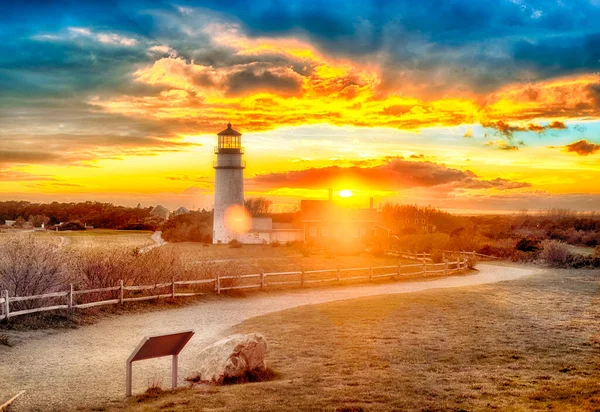 Highland Lighthouse Tegen Een Prachtige Dramatische Zonsondergang North Truro Massachusetts — Stockfoto