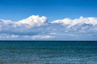 Atlantik Okyanusu ve Massachusetts 'teki Cape Cod Ulusal Deniz Kıyısı' ndan bulut manzarası. 