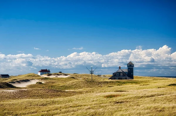 Tower Exterior Old Harbor Life Saving Station Rising Grass Covered — Φωτογραφία Αρχείου