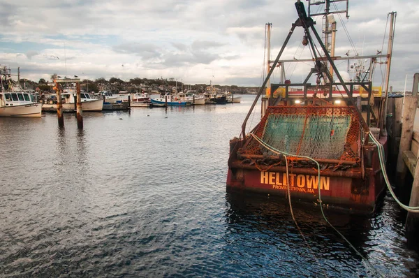 Provincetown Massachusetts October 2018 Weathered Fishing Vessel Helltown Docked Macmillan — Zdjęcie stockowe