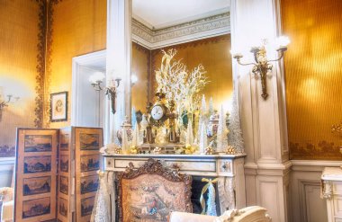 Newport, Rhode Island 'da. 27 Kasım 2017. Newport Rhode Adası 'ndaki tarihi Elms malikanesinde iç mekan..