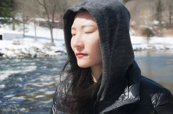Elusive Chinese Woman Wearing Hoodie Winter Jacket Sunny Snow Winter — 图库照片