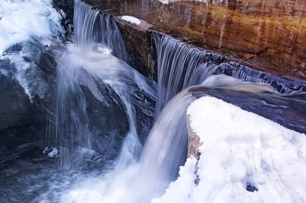 Cachoeiras Desfocadas Que Fluem Através Enders State Forest Granby Connecticut — Fotografia de Stock