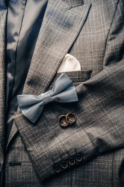 Hombres Elegante Traje Negocios Azul Fondo — Foto de Stock