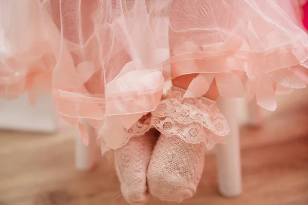 Baby Roze Sokken Benen — Stockfoto