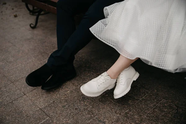 男女脚踏鞋 — 图库照片