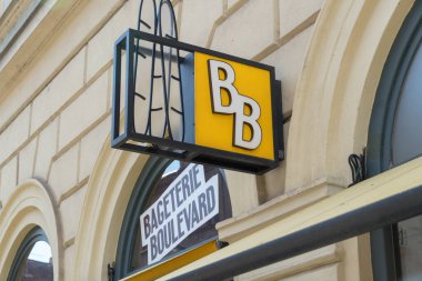 Prag, Çek Cumhuriyeti - 22 Temmuz 2020: Bageterie Bulvarı, Çek fast food restoran zincirinin imzası