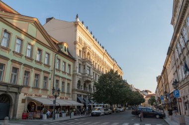 Prag, Çek Cumhuriyeti - 22 Temmuz 2020: Prag 'ın Eski Kenti Rytirska Caddesi Meyve ve Kömür Pazarı arasındaki bölgede yer almaktadır