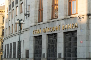 Prag, Çek Cumhuriyeti - 22 Temmuz 2020: Çek Ulusal Bankası, CNB, Ceska narodni banka, Çek Cumhuriyeti merkez bankası ve finans piyasası denetçisi