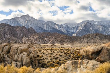 Cloudy Alabama Hills in California