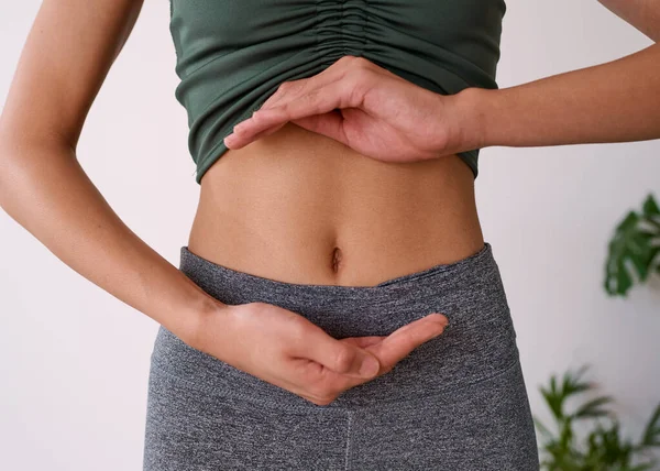 Close Young Multi Ethnic Womans Stomach Cupped Her Hands High — Stock Photo, Image