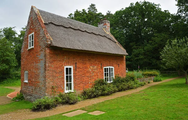 How Hill Norfolk England 2021年7月2日 国立自然保護区の丘のコテージ博物館 — ストック写真