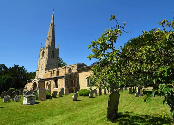 Margarets Kerk Hemmingford Abbots Cambridgeshire Engeland Blauwe Lucht Grafstenen — Stockfoto