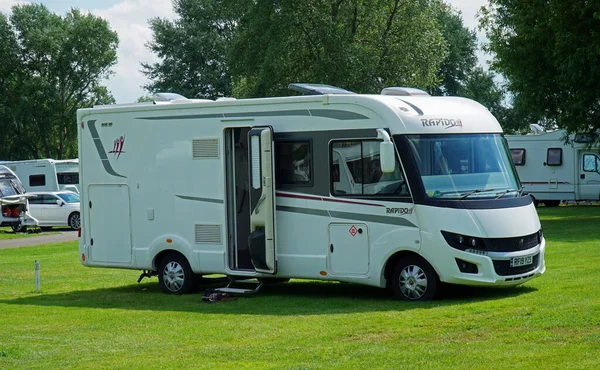 Neots Cambridgeshire England June 2022 Rapido Motorhome Parked Country Campsite — 图库照片