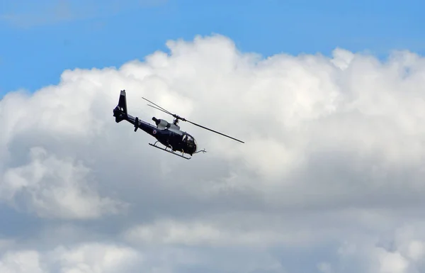 Ickwell Bedfordshire England July 2022 Arospatiale Gazelle Helicopter Flight Cloudy — Stock Photo, Image