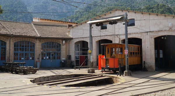 Tram Engine Shed Turntable Foreground Soller Mallorca Spain — 图库照片