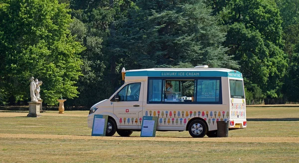 Silsoe Bedfordshire England August 2022 Ice Cream Van Parked Park — Fotografia de Stock