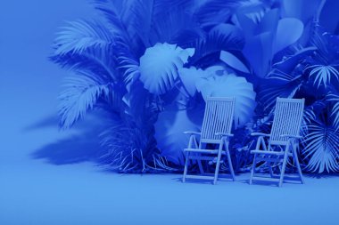 Mavi arka planda tropik bahçeli plaj sandalyeleri. Tropikal ağaçlar ve yapraklarla dolu bir sahne. Reklam fikri. Yaz tatili için yaratıcı kompozisyon. 3d hazırlayıcı