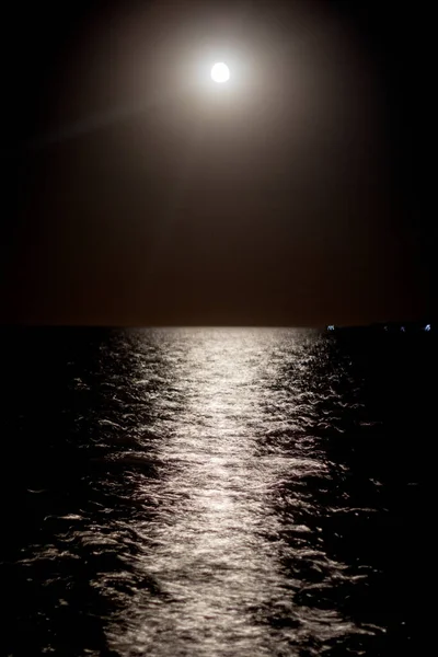 Night Moon Shines Water — Photo