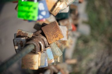 Peru caddesinde asma kilit