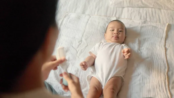 Mother Gives Toy Baby Infant Child Takes Toy High Quality — ストック写真