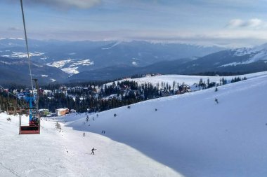 Dragobrat Carpatthians Ukrayna, dağlarda kaybolanlar için sinyal tablosu