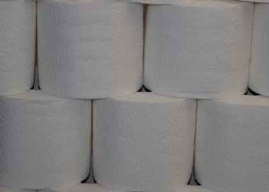 Beyaz tuvalet kağıdı rulosu,% 100 selüloz.