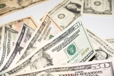 Farklı banknotlar, farklı banknotlar.
