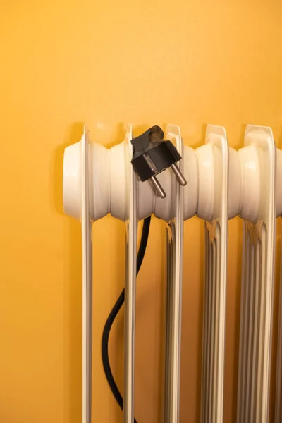 electric heating radiator, energy crisis in ukraine. additional heat source due to lack of gas.