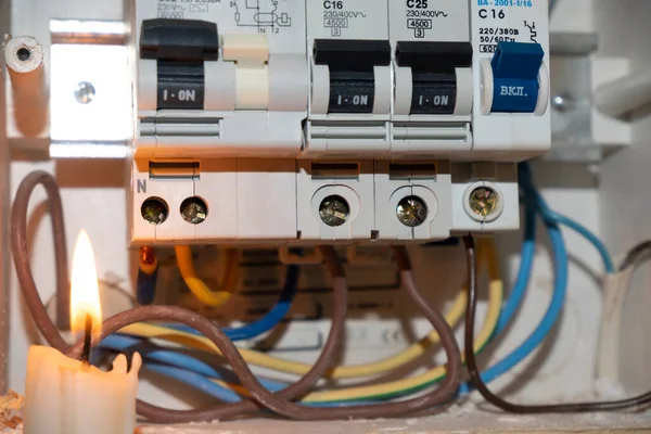 Interruptor Elétrico Vela Acesa Quando Luz Desligada — Fotografia de Stock