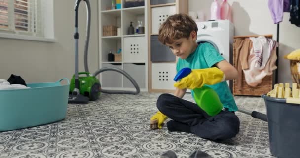 Young Child Using Cloth Liquid Home Smiling Boy Mopping Apartment — Stock Video