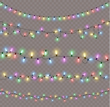 Xmas ve parıldayan ampullü yeni yıl çelenkleri. Noel tatili için parlayan ışıklar. Led neon lambası. Tellerin üzerinde parlak renkli ampuller. Dekoratif Xmas gerçekçi nesneleri. Vektör illüstrasyonu.