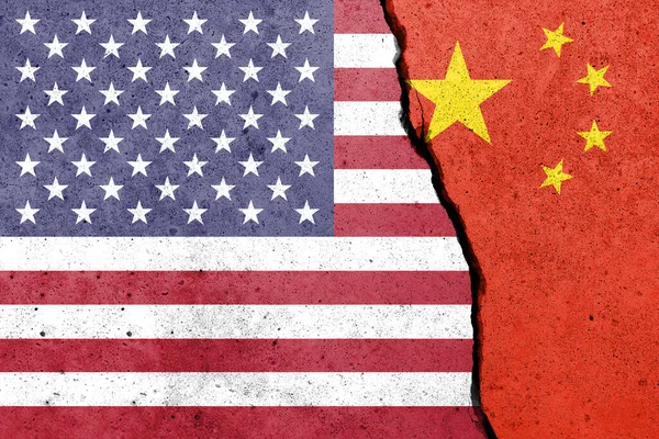 United States America China Flags Painted Concrete Wall Usa China — Stock Photo, Image