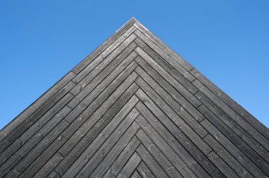 Yanmış tahta dokusu. Sho-Sugi-Ban Yakisugi geleneksel bir Japon ağaç koruma metodudur.