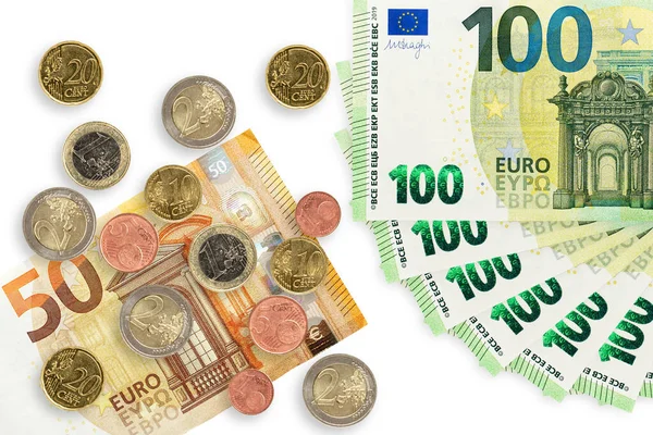 Billete Cincuenta Cien Euros Con Monedas Aisladas Sobre Fondo Blanco —  Fotos de Stock