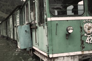 Tren, geçen yüzyılda SSCB 'de yapılmış. Ters tekno