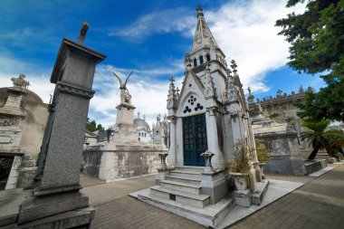 Arjantin 'in başkenti Buenos Aires' teki en ünlü mezarlık Recoleta veya Cementerio de La Recoleta 'yı ziyaret etti..
