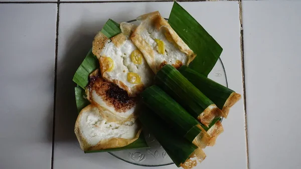 자바의 수라카르타 코코넛으로 맛있는 인도네시아 — 스톡 사진