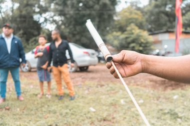 Geleneksel kutlamalar için Latin Amerika 'da el yapımı havai fişekler