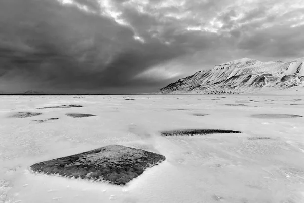 Deep Winter Landscape Svalbard Cold Icy Snowstorm Snow Flow Ice — Fotografia de Stock