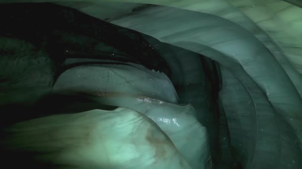 Полярная Арктическая Ледниковая Пещера Северного Ледника Норвегии Шпицберген Лонгйирбиене Высококачественные — стоковое видео